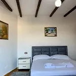Aria Baci Гостевой дом Берат